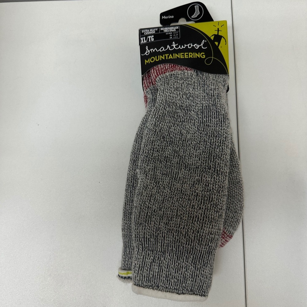 Smartwool Mountaineering Extra Heavy Crew Socks XL Gray Crimson SW133-010-XL NEW